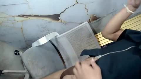 urasian_latinaxxx online show from June 14, 2:24 am