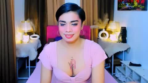 Olivia online show from December 20, 7:56 am