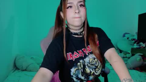 Danielle  online show from February 1, 9:41 am