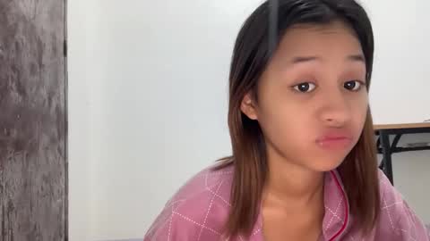 urdream_girl8 online show from February 14, 6:04 am