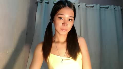 stephanie online show from June 8, 11:00 am