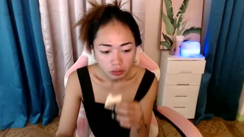 Snapshot of urfantacyjamaica chatting on February 14, 3:58 pm ayumi reacher online show from February 14, 3:58 pm