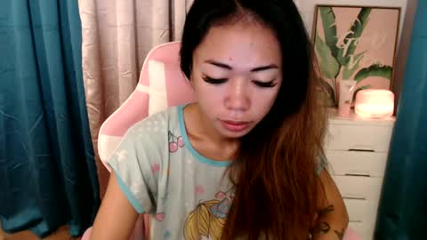 Snapshot of urfantacyjamaica chatting on February 23, 11:54 pm ayumi reacher online show from February 23, 11:54 pm