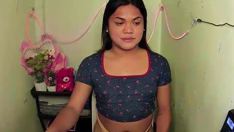 Bella DONT FORGET TO THUMBS UP AND FOLLOW online show from September 22, 1:20 pm