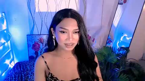 urmistress_69 online show from July 29, 3:06 am