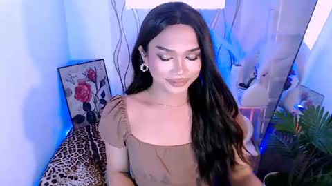 urmistress_69 online show from July 27, 5:37 am