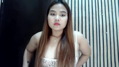 urpinaycutie online show from January 21, 2:37 pm
