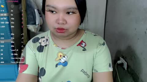 Snapshot of urpinayslutxxx chatting on March 3, 11:36 am Jane online show from March 3, 11:36 am