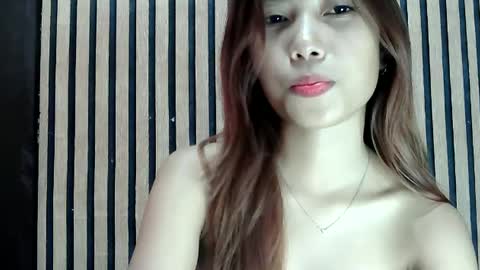 Snapshot of urskinny_girl chatting on March 1, 11:58 pm Jane online show from March 1, 11:58 pm