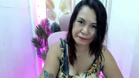 urslut_jimiely69 online show from July 22, 4:57 am