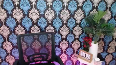 Hennesybabe online show from January 14, 3:00 am