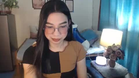 Ashley Kate Mateo Gray online show from March 12, 11:20 am