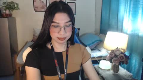 Ashley Kate Mateo Gray online show from February 18, 10:38 am