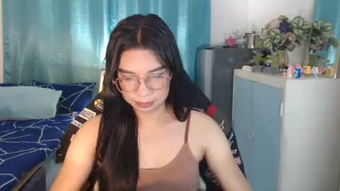 Ashley Kate Mateo Gray online show from October 29, 9:35 am