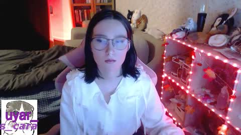 Cara online show from October 27, 6:13 pm