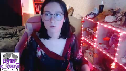 Cara online show from November 1, 1:04 pm