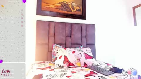 Vahiolet smith online show from January 15, 3:45 am