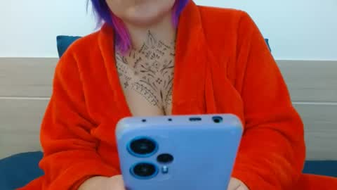 Vah Oliver online show from October 15, 3:03 pm