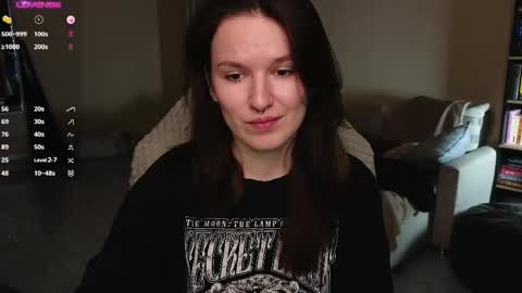 Val online show from May 18, 8:26 pm