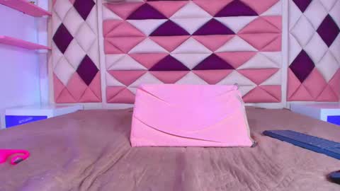 Snapshot of vale_castro1 chatting on September 20, 8:29 pm Valentina online show from September 20, 8:29 pm