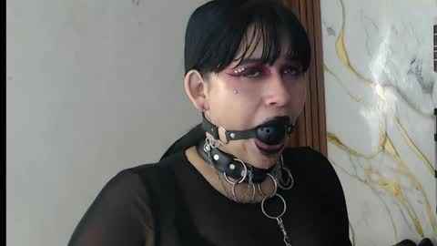 valen_ross7 online show from May 26, 9:19 am