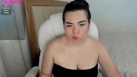 valentina_anzuate online show from March 6, 4:52 am