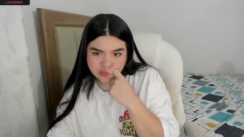 valentina_anzuate online show from December 7, 5:04 am