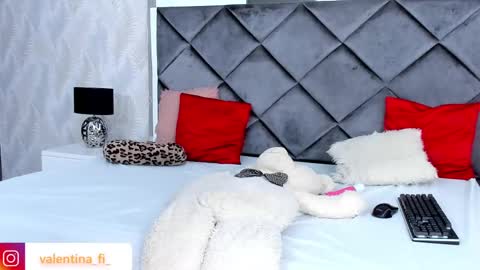 Snapshot of valentina_fi chatting on March 12, 12:15 pm Valentina online show from March 12, 12:15 pm