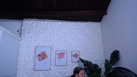 Valentina  online show from February 11, 11:17 pm