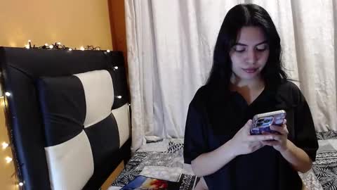 valentinasmith18 online show from March 4, 12:50 am