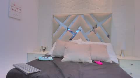 VALENTINA online show from May 31, 2:34 pm