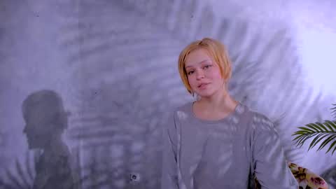 Valeri online show from December 4, 11:45 am