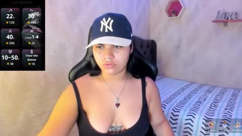 valeri_harpers4 online show from December 22, 3:59 pm