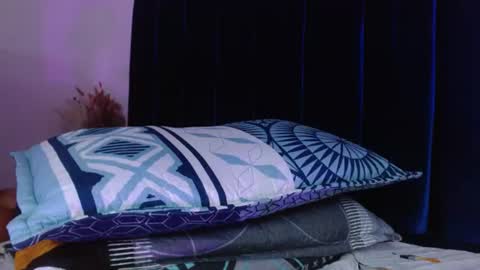 valeri_sotoo online show from July 17, 4:11 pm