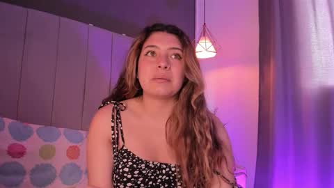 valeria_rouse28 online show from November 23, 6:09 pm