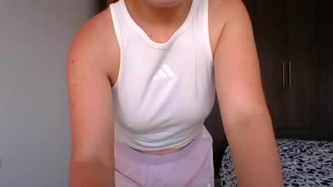 valeriafrannco online show from July 28, 4:39 pm