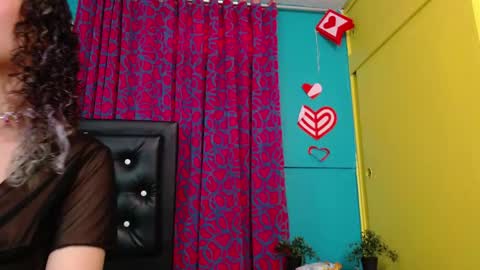 vale online show from October 23, 8:48 pm