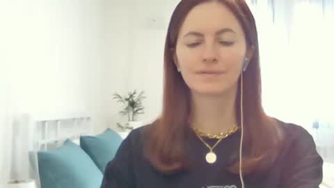 valerie_rose777 online show from December 31, 11:53 am