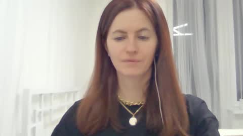 valerie_rose777 online show from December 23, 7:52 pm