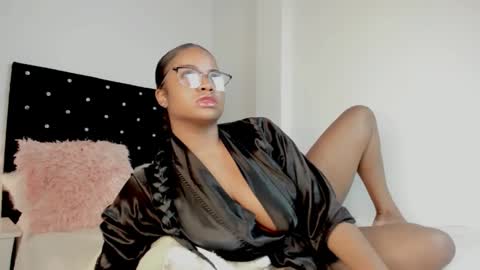 Valerie Blake online show from April 23, 6:43 pm