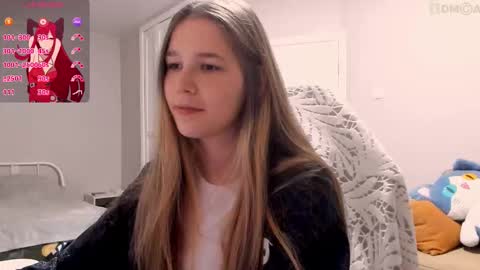 Valerie online show from October 4, 7:40 pm