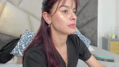 Snapshot of valeriemattson_ chatting on September 15, 7:54 pm valeriemattson_ online show from September 15, 7:54 pm