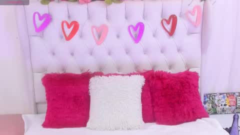 Snapshot of valerik_cano chatting on March 3, 7:14 pm valeria111111 online show from March 3, 7:14 pm