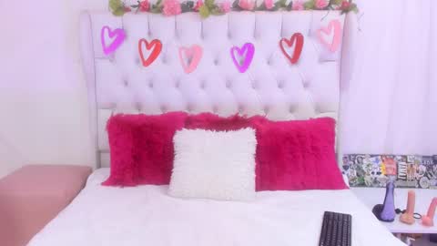 Snapshot of valerik_cano chatting on March 1, 7:04 pm valeria111111 online show from March 1, 7:04 pm