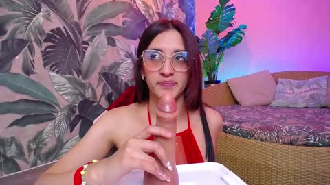 valery_blush online show from September 23, 4:43 am
