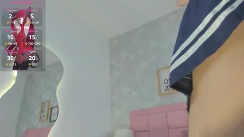 Snapshot of valery_fox___ chatting on October 11, 11:47 am Valery online show from October 11, 11:47 am