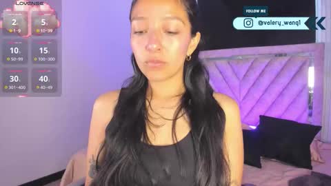 Val online show from November 20, 12:06 pm