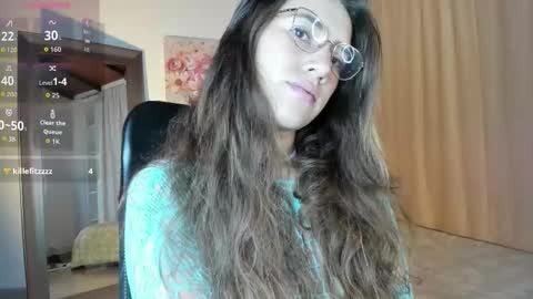 Snapshot of valey_x chatting on October 9, 3:32 am valey_x online show from October 9, 3:32 am