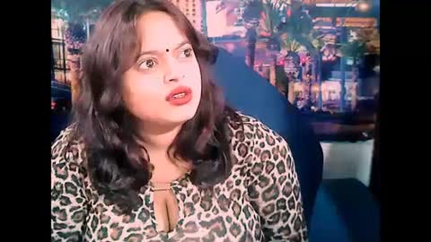 Snapshot of valleyval chatting on December 15, 6:07 am indianvalvet priya is back online show from December 15, 6:07 am