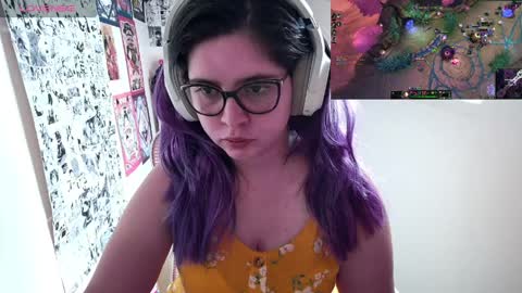 Im Violet online show from April 4, 9:24 pm